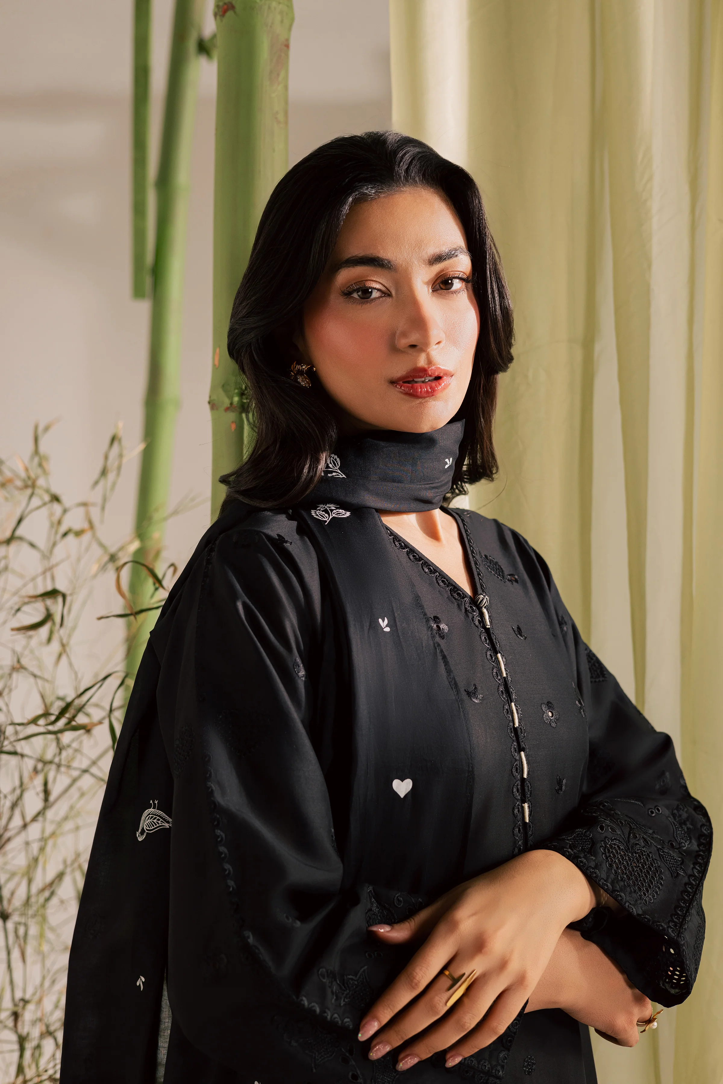 Black Bird 3Pc - Embroidered Lawn Dress - Image 4