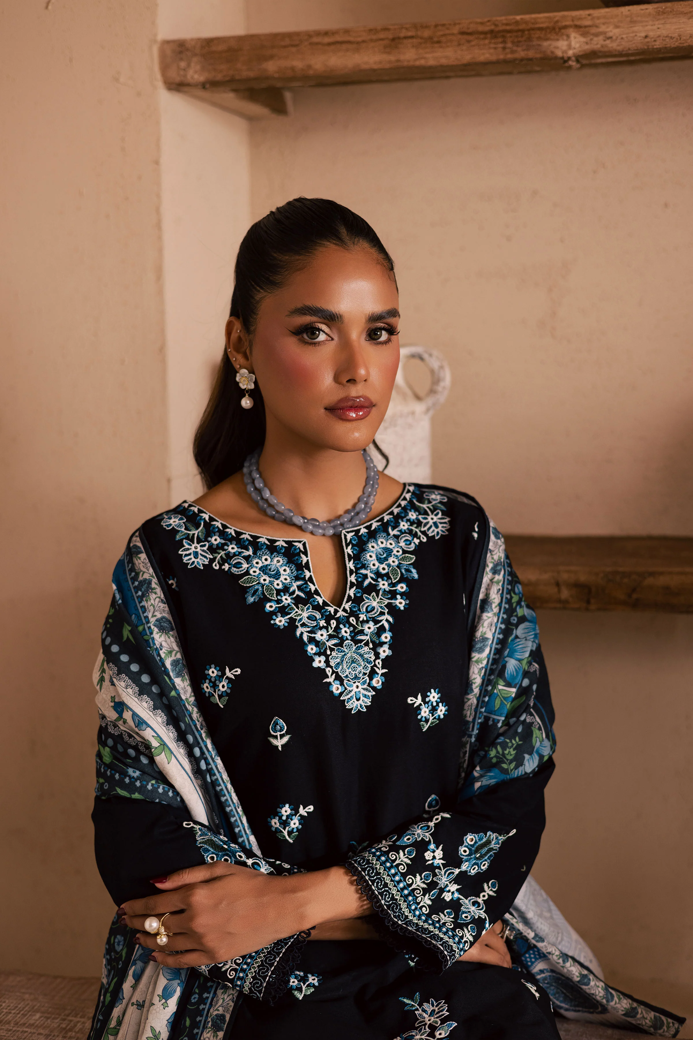 Black Riva 3Pc - Embroidered Khaddar Dress - Image 4