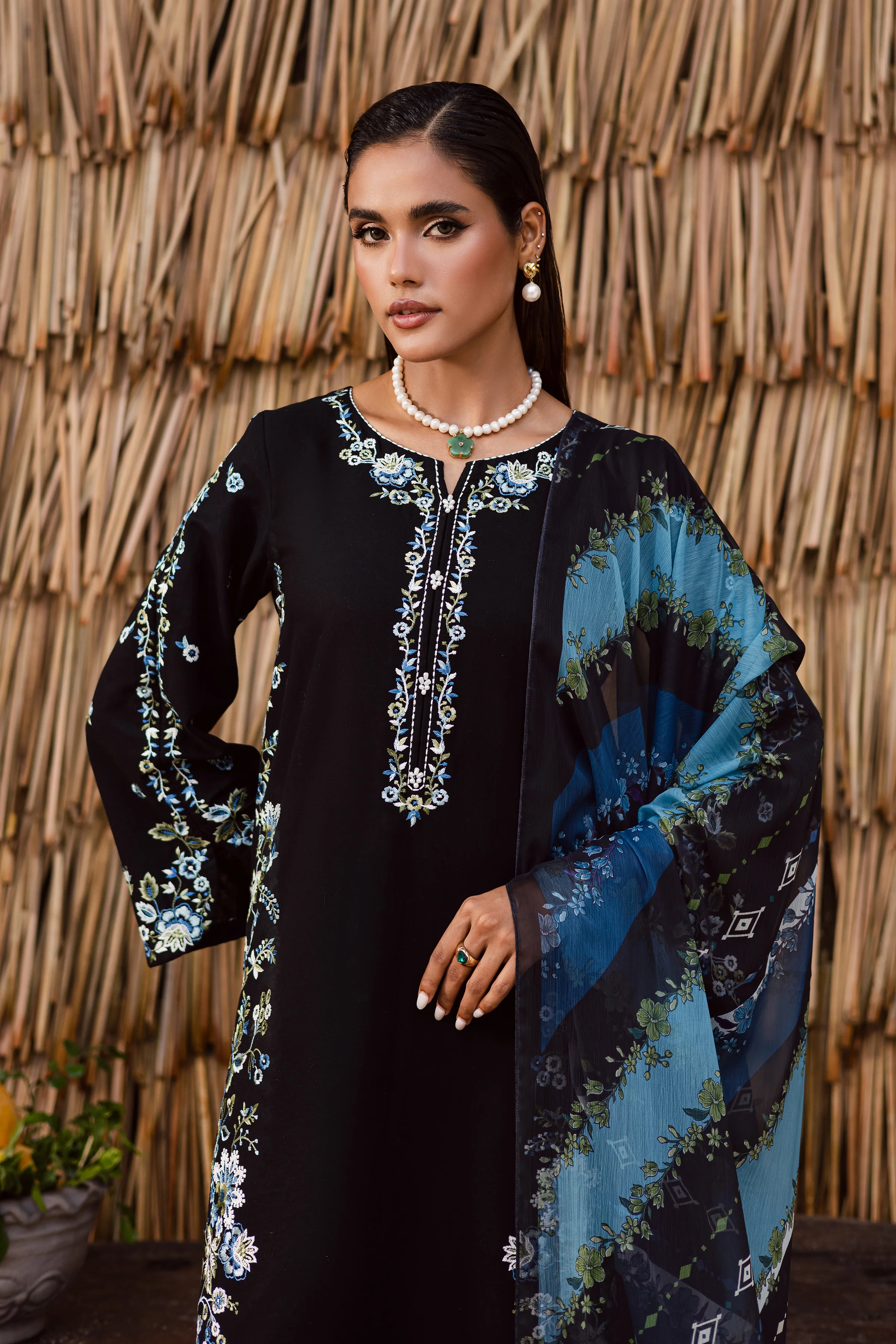 Crimora 3Pc - Embroidered Khaddar Dress - Image 3