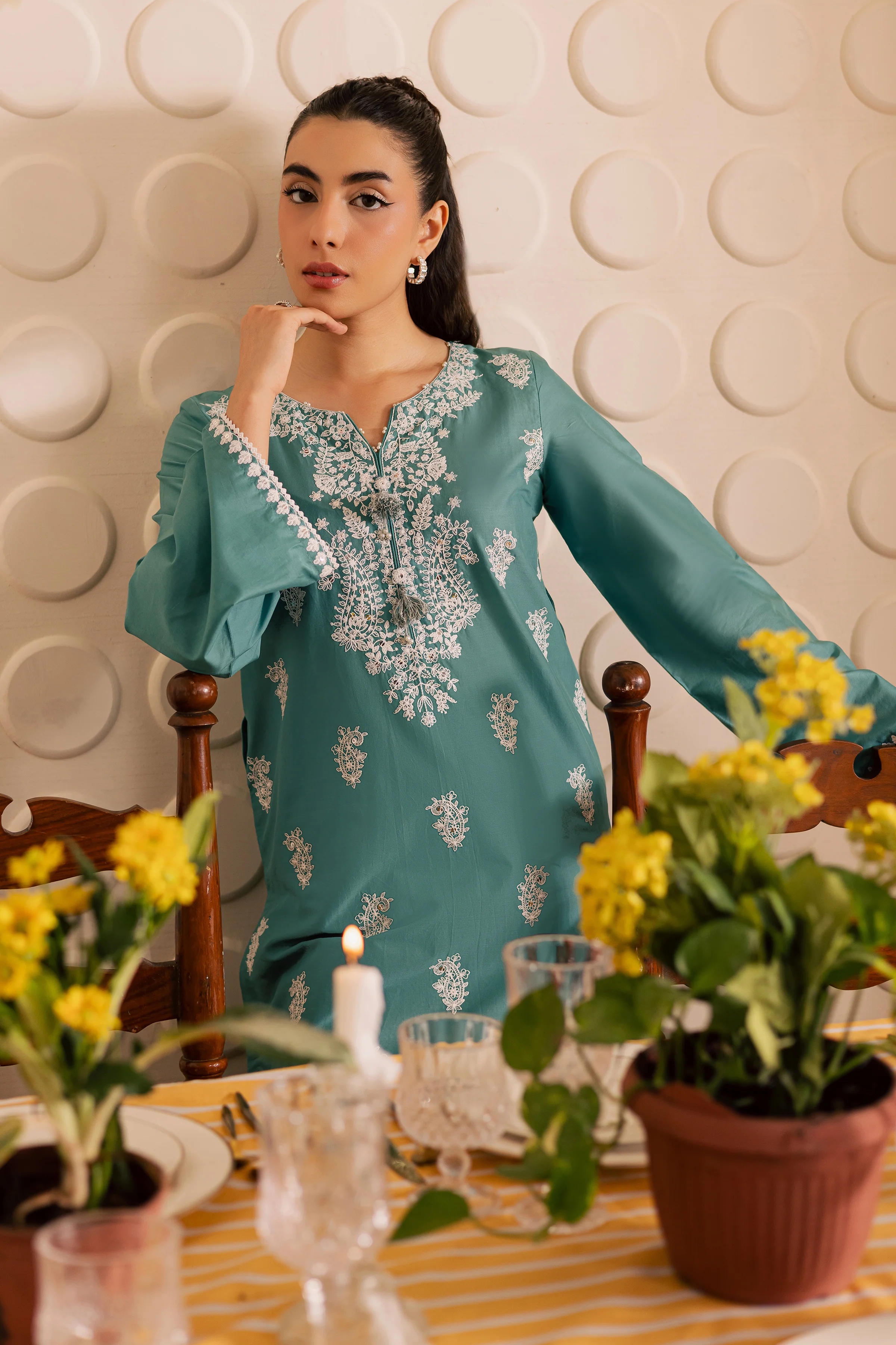 Grace 2pc - Embroidered Lawn Pret - Image 5