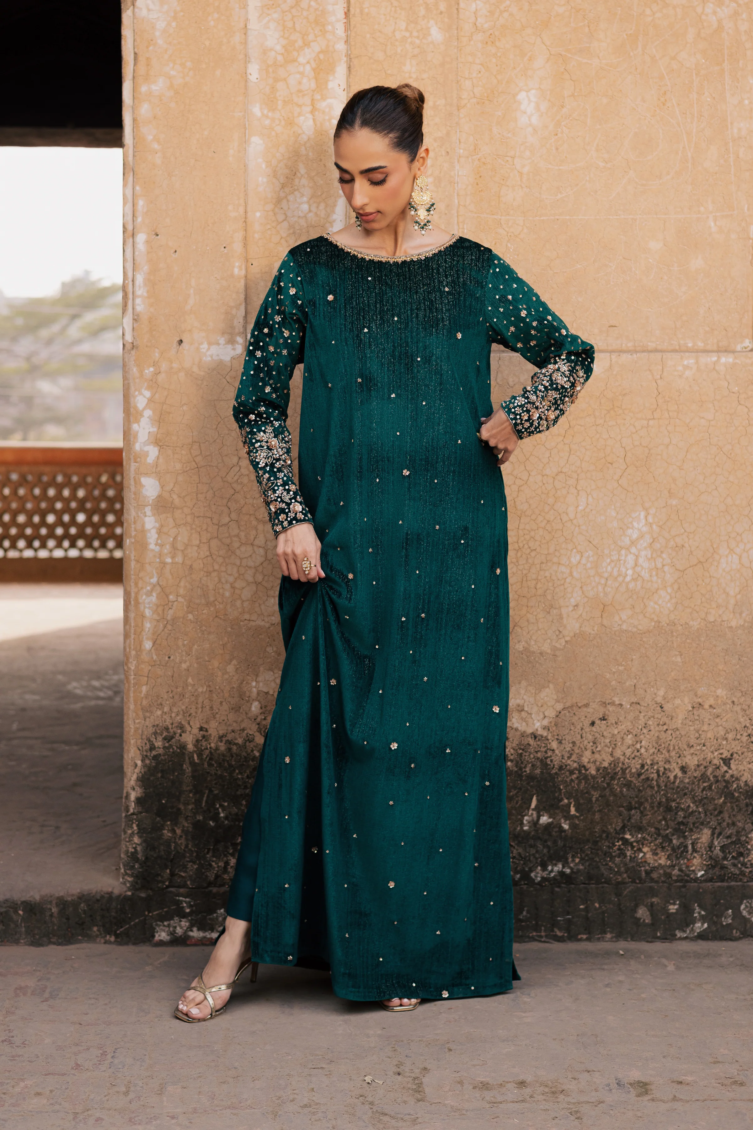 Green Mandana 2Pc - Velvet Formal Dress - Image 4