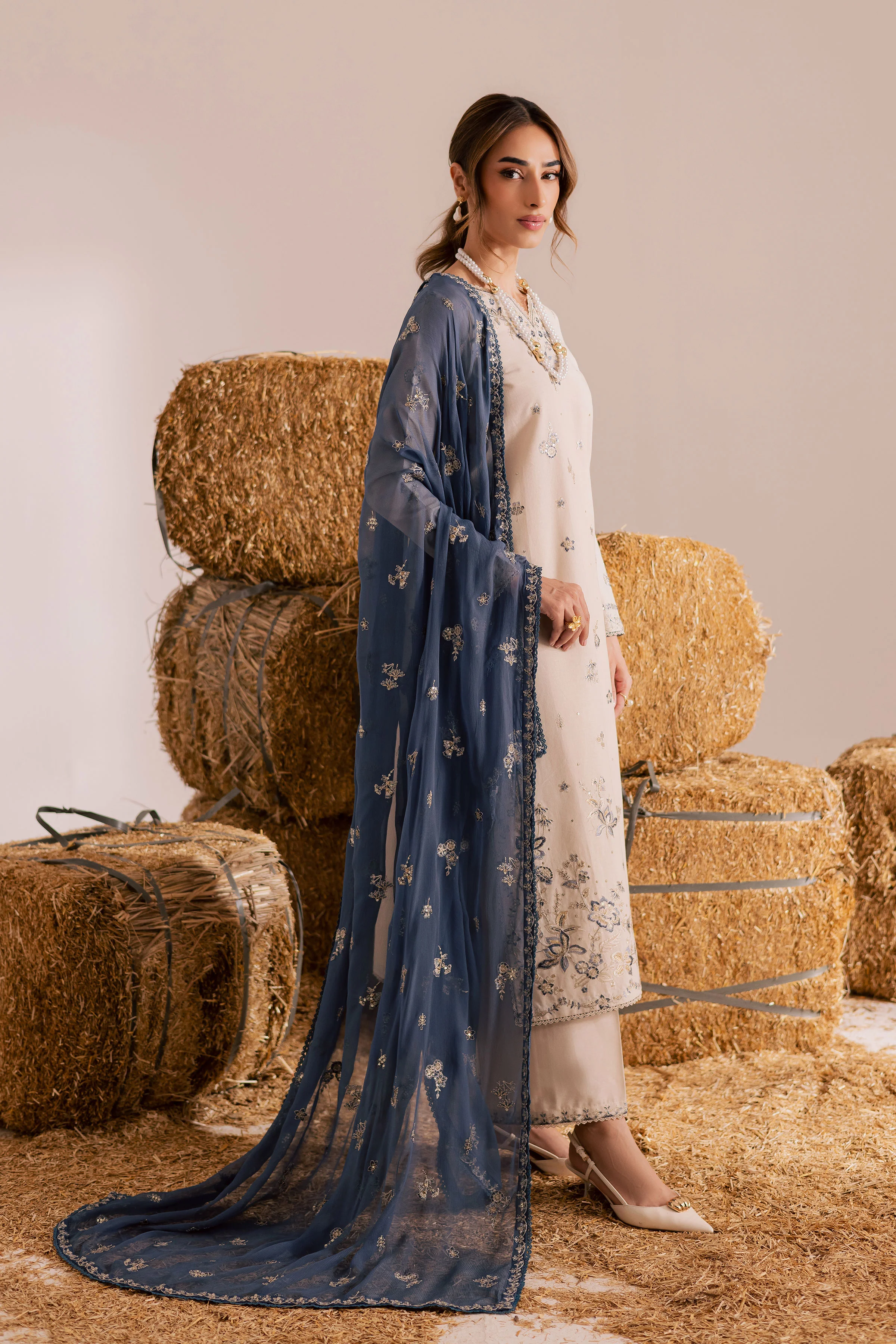 Gul e Lala 3Pc - Embroidered Khaddar Dress - Image 3