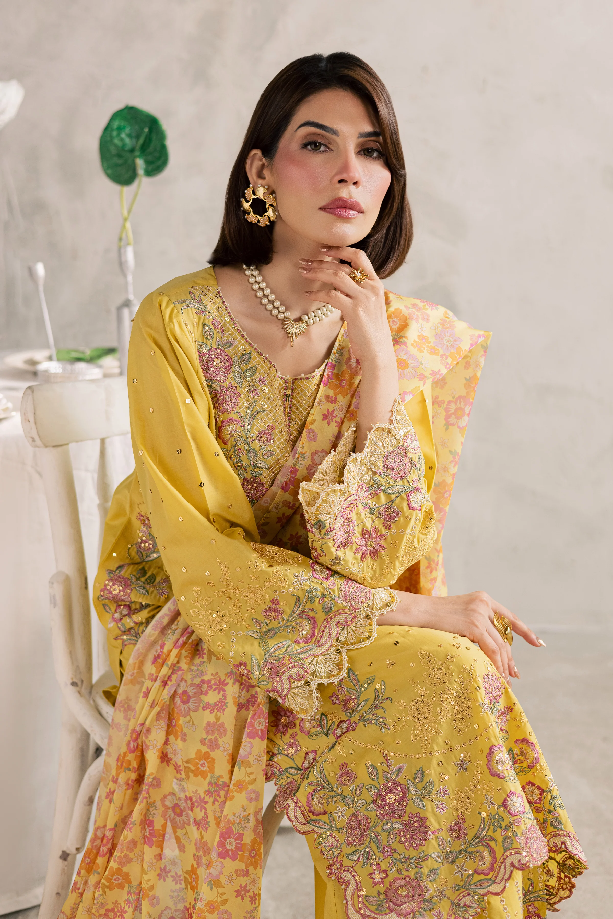 Her Soul 3Pc - Festive Embroidered Lawn - Image 7