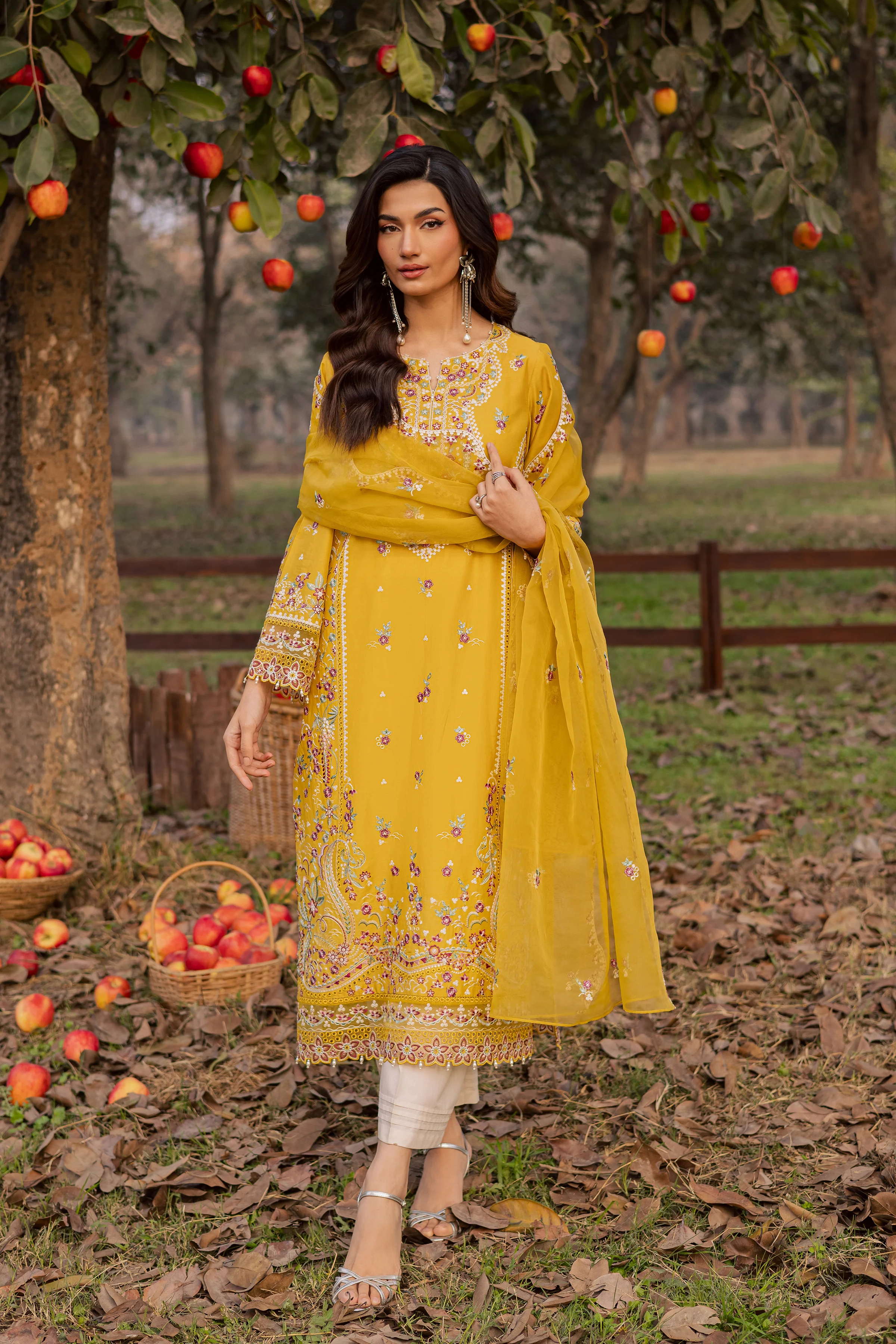 Horizon 3Pc - Festive Embroidered Lawn - Image 7