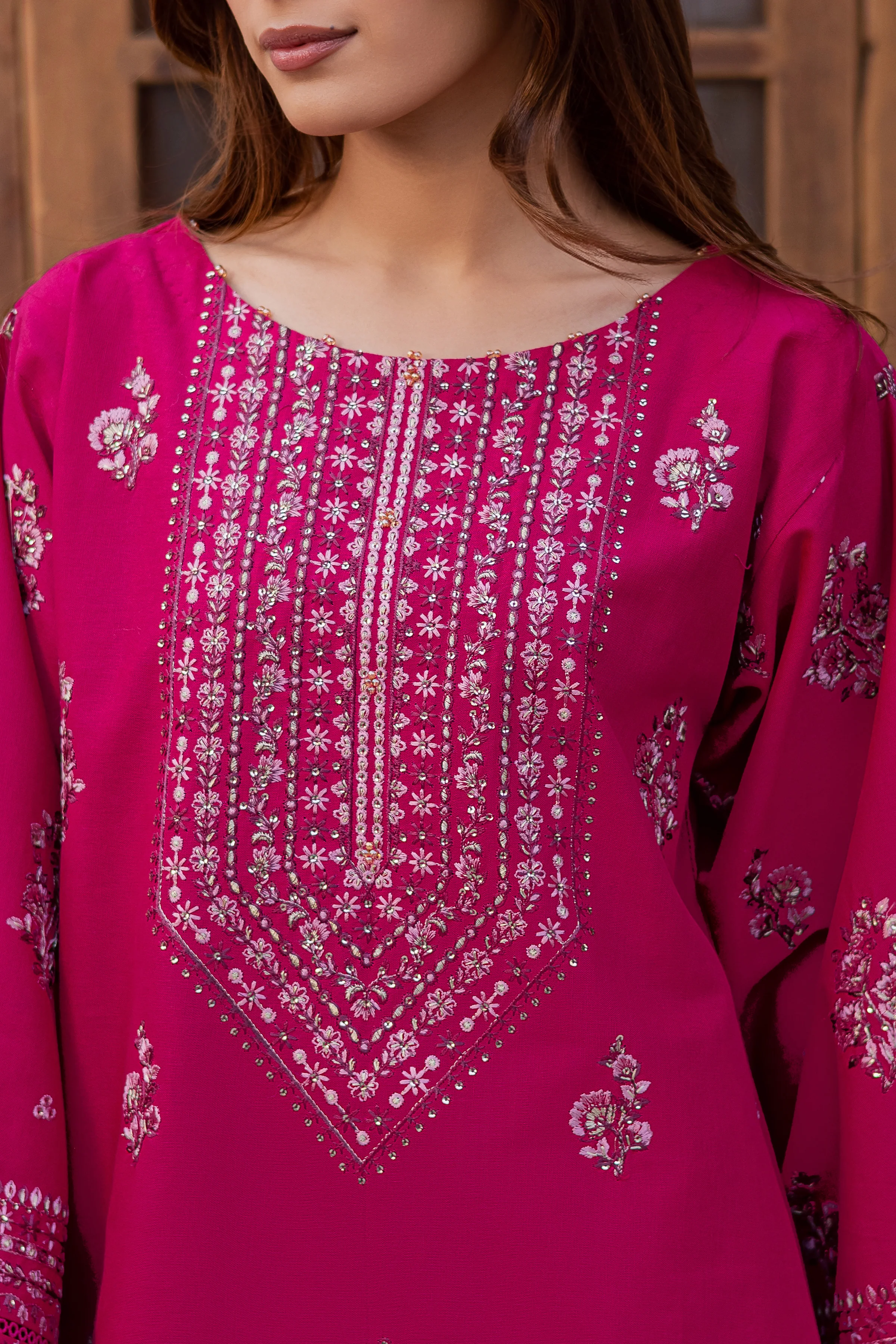 Jahan ara 2Pc - Embroidered Khaddar Dress - Image 5
