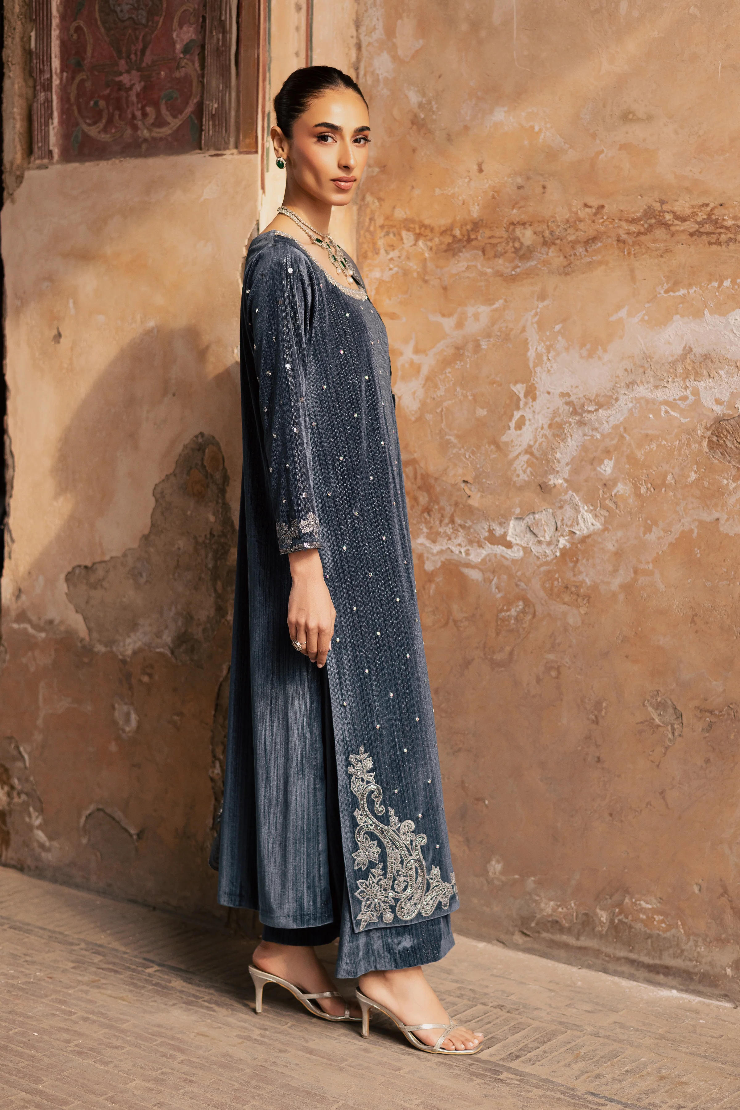 Lunar 3Pc - Velvet Formal Dress - Image 4