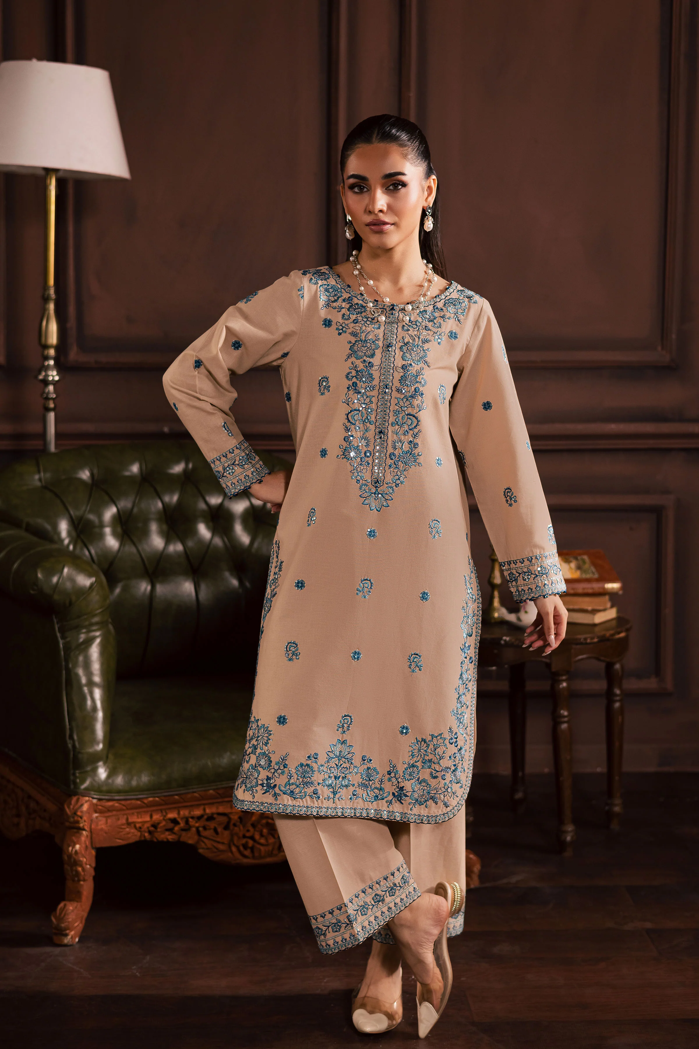 Merry 2Pc - Embroidered Khaddar Dress - Image 4