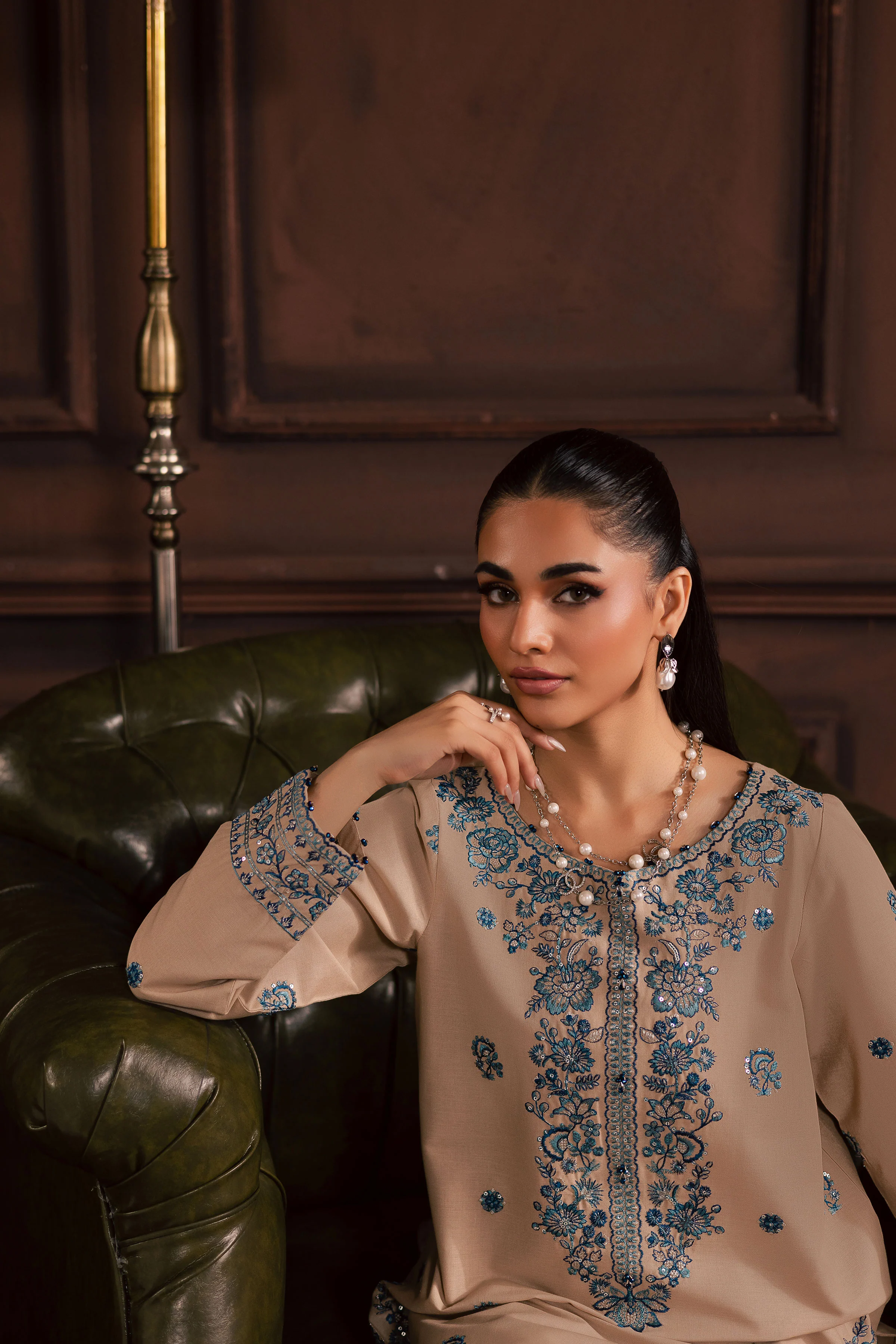 Merry 2Pc - Embroidered Khaddar Dress - Image 9