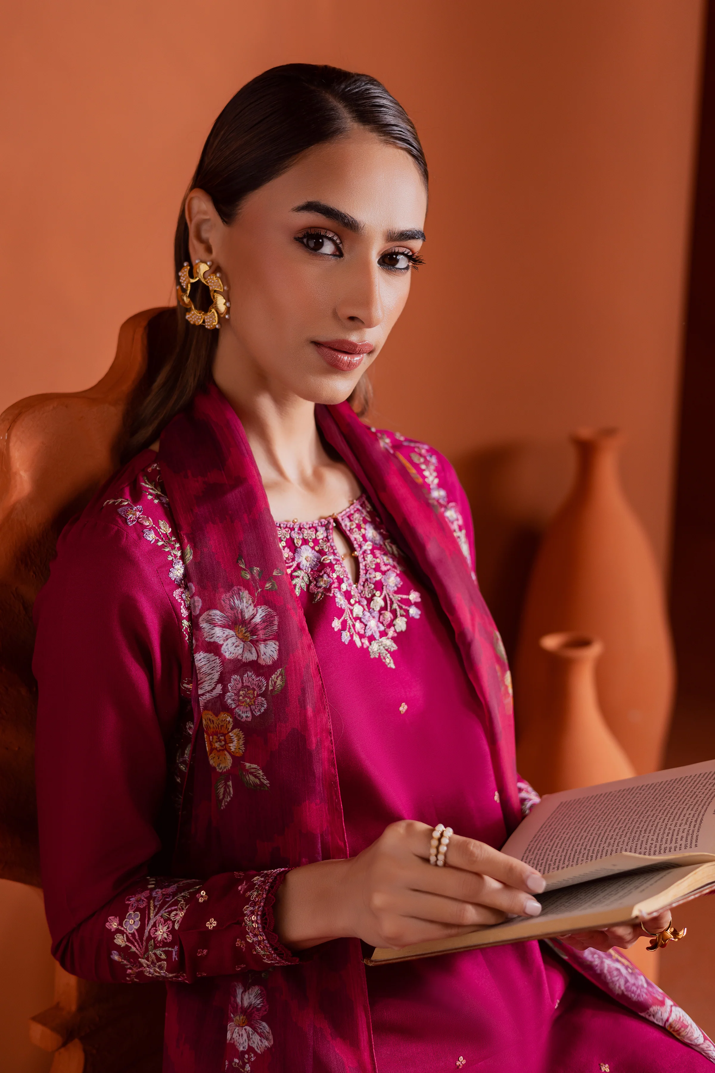 Pink Inizio 3Pc - Embroidered Khaddar Dress - Image 4