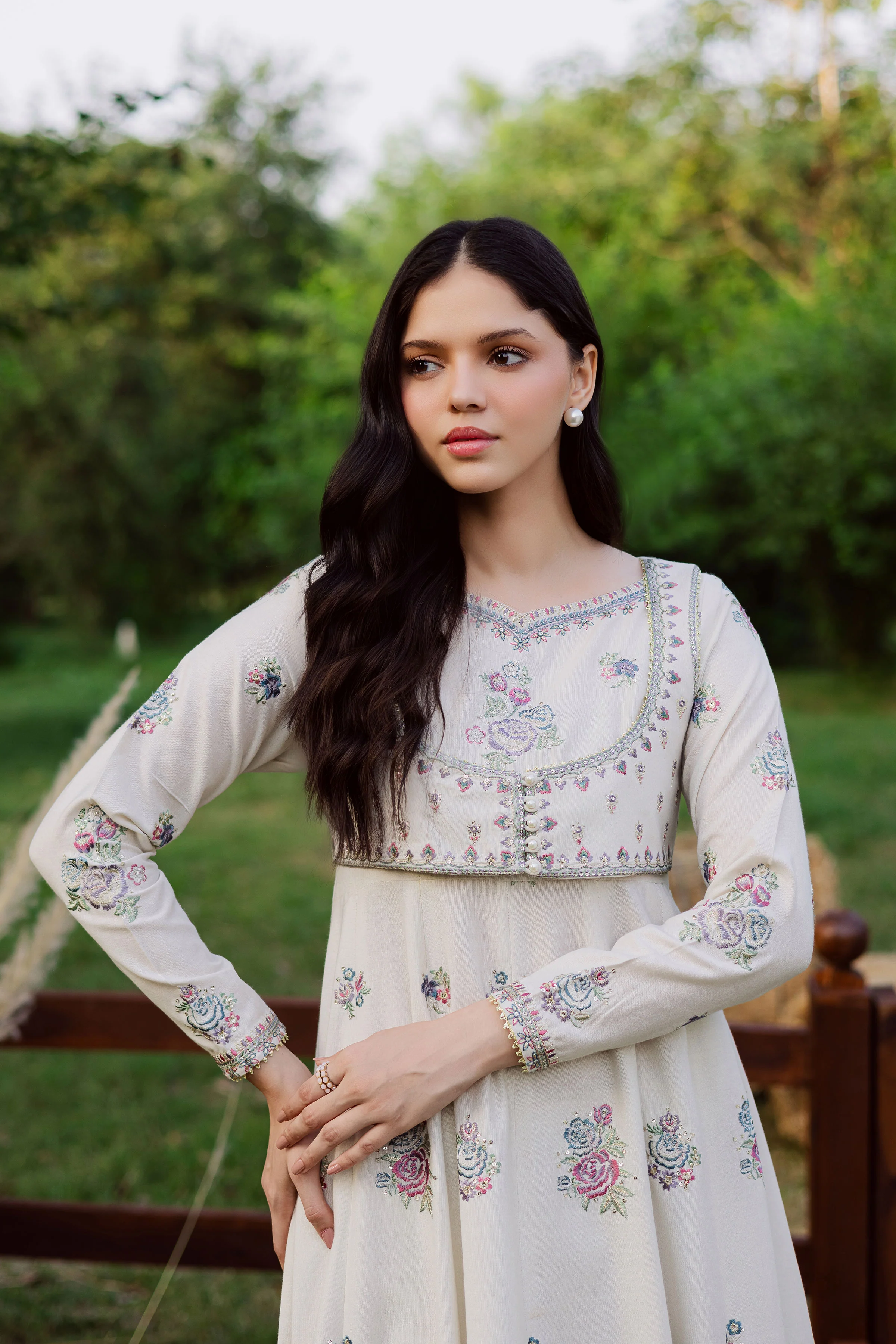 Safaid Chandni 3Pc - Embroidered Karandi Dress - Image 5