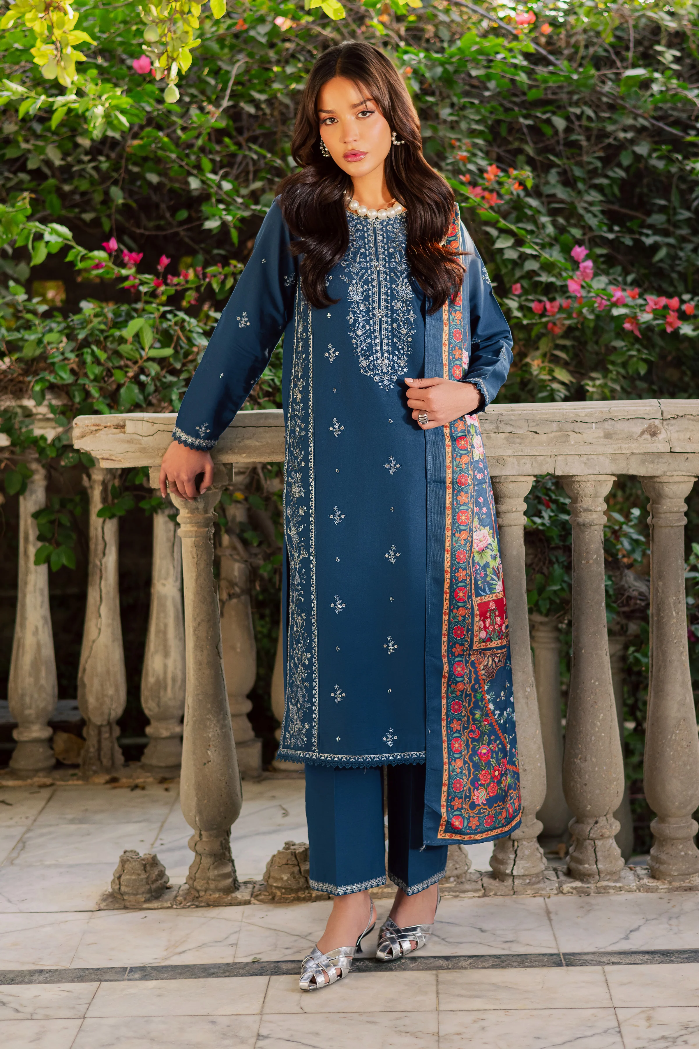 Sea Girl 3Pc - Embroidered Khaddar Dress