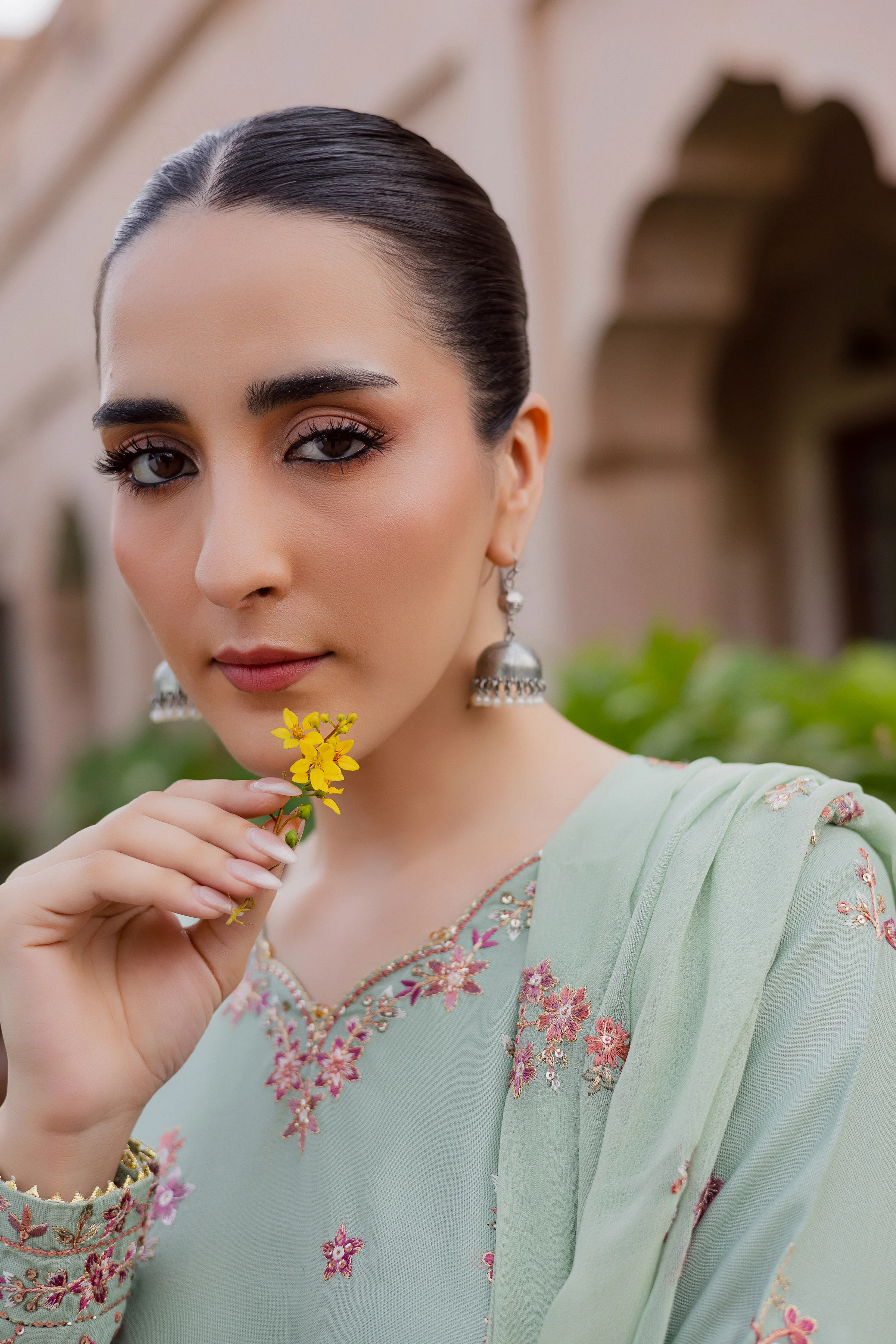 Sea Zunaisha 3Pc - Embroidered Khaddar Dress - Image 5