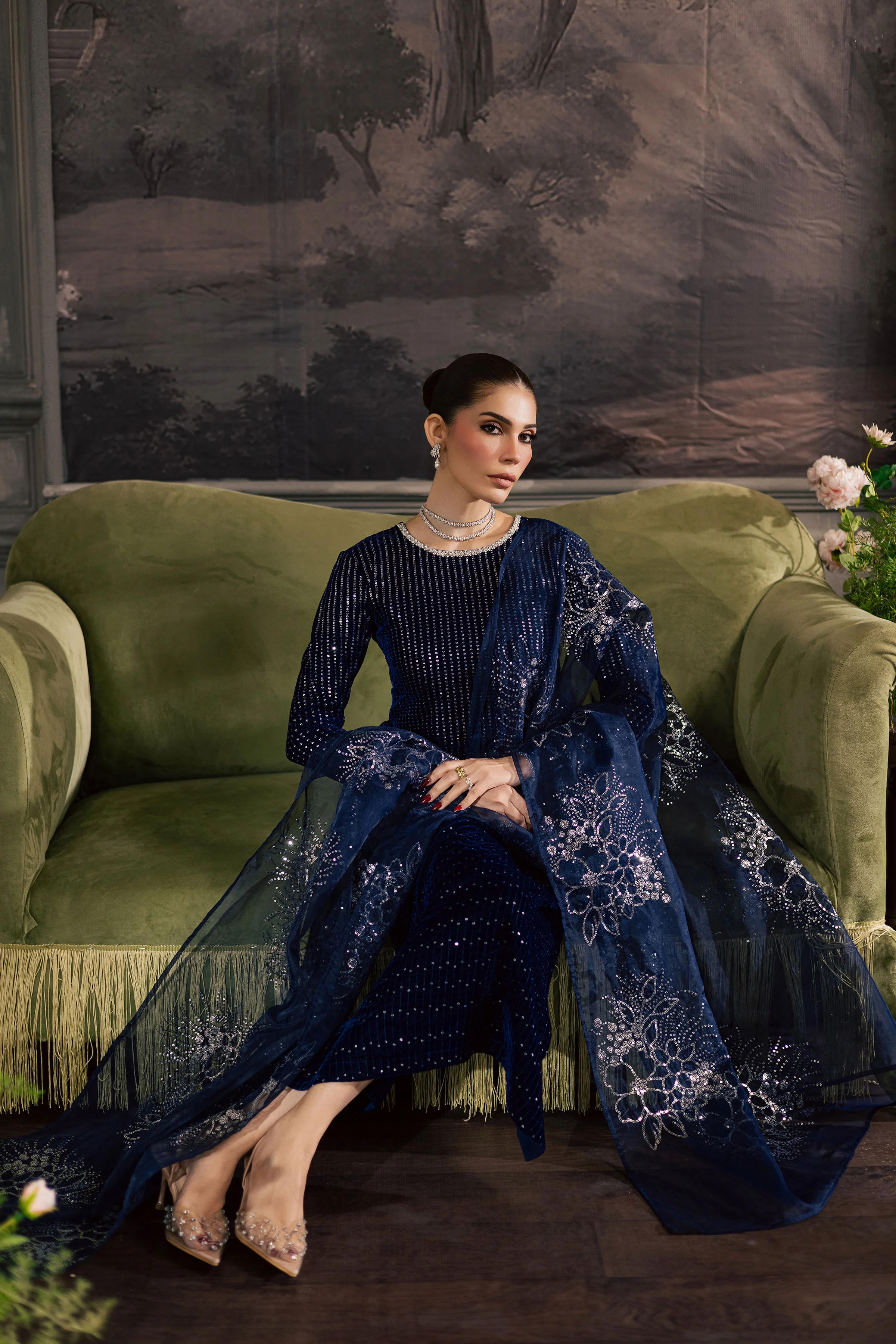 Skynote 3Pc - Velvet Luxe Pret - Image 4