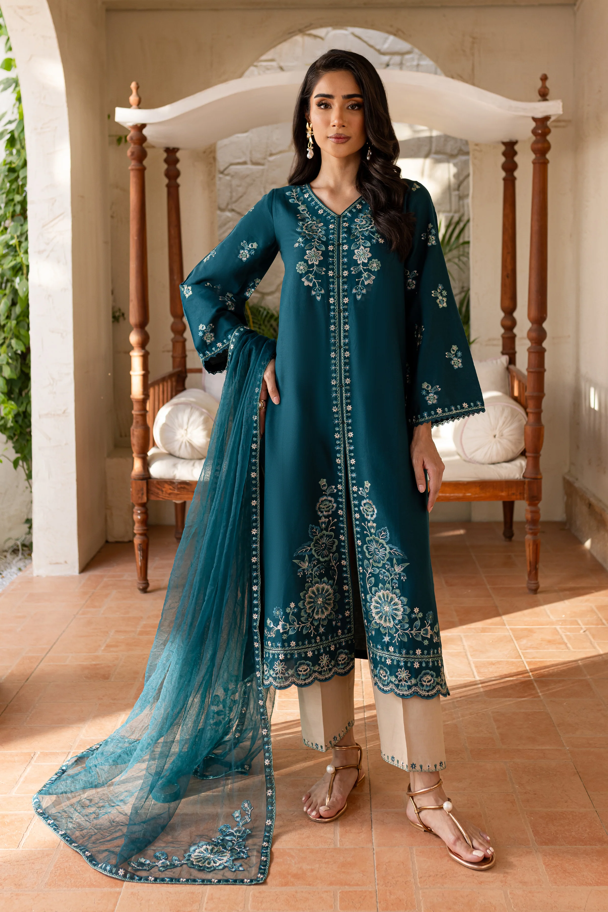 Teal Crush 3Pc - Embroidered Khaddar Dress - Image 4
