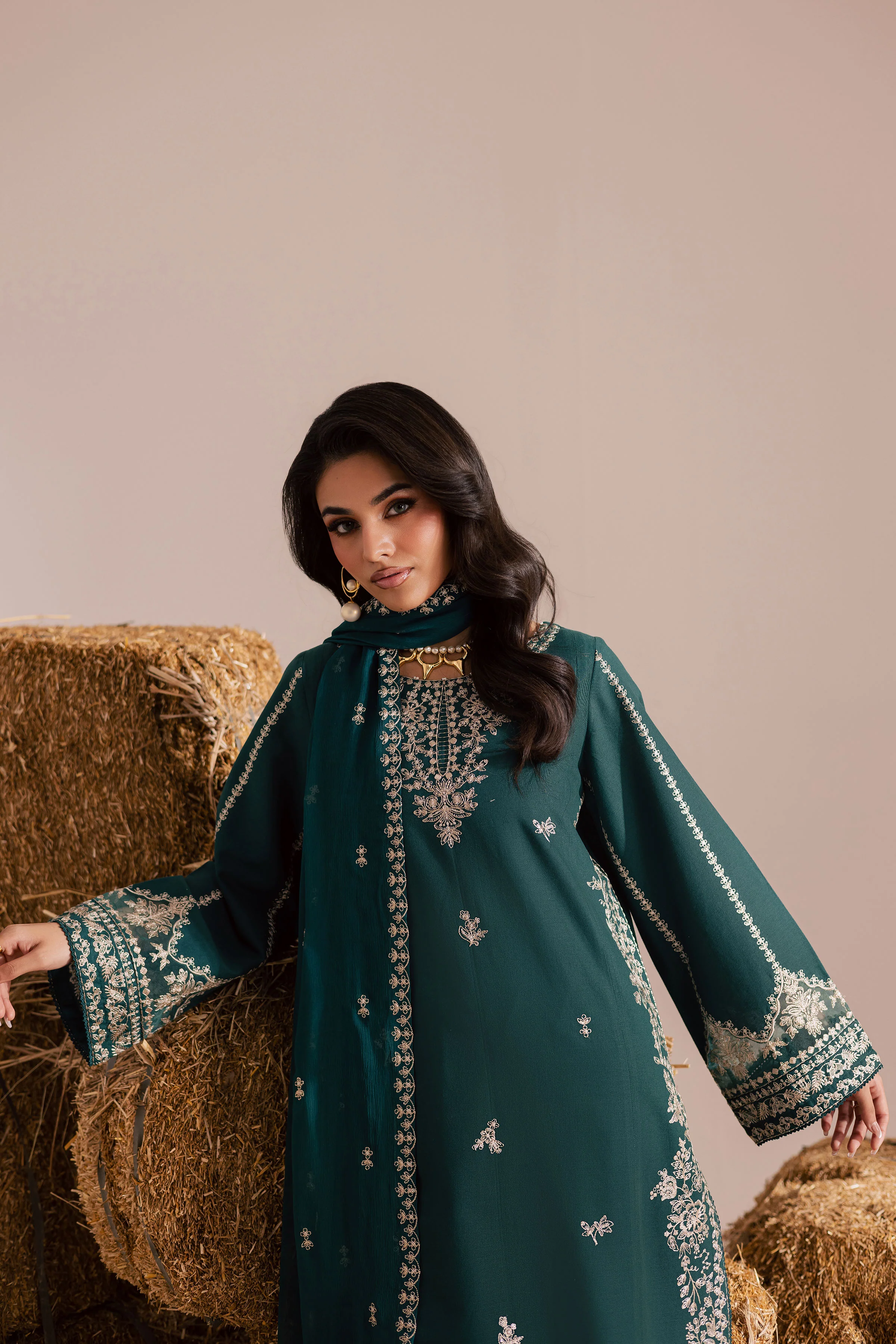 Teal Rua 3Pc - Embroidered Khaddar Dress - Image 5