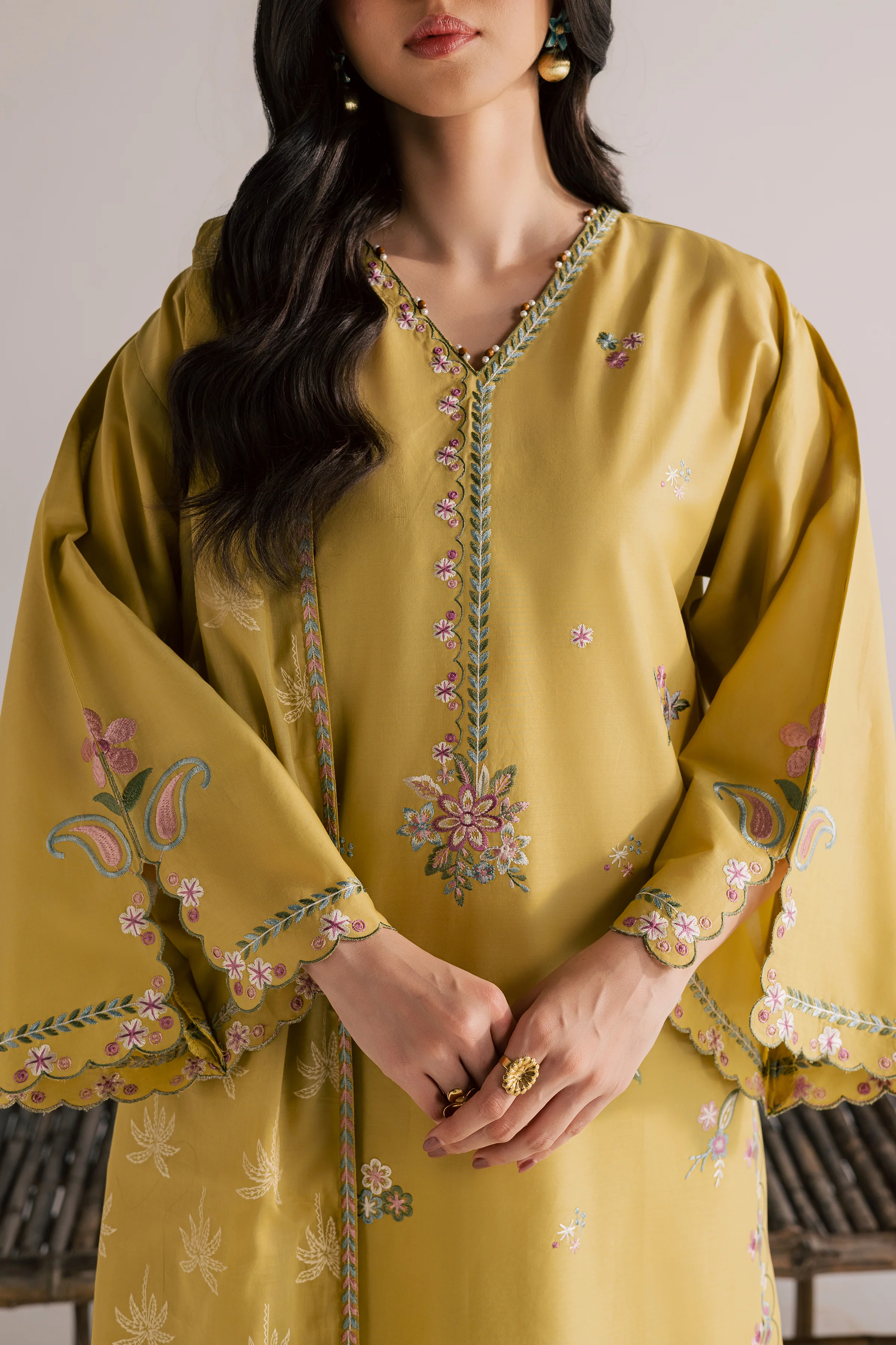 Zaitoon 3Pc - Embroidered Lawn Dress - Image 9